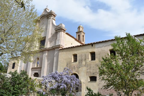 Tuani Convent