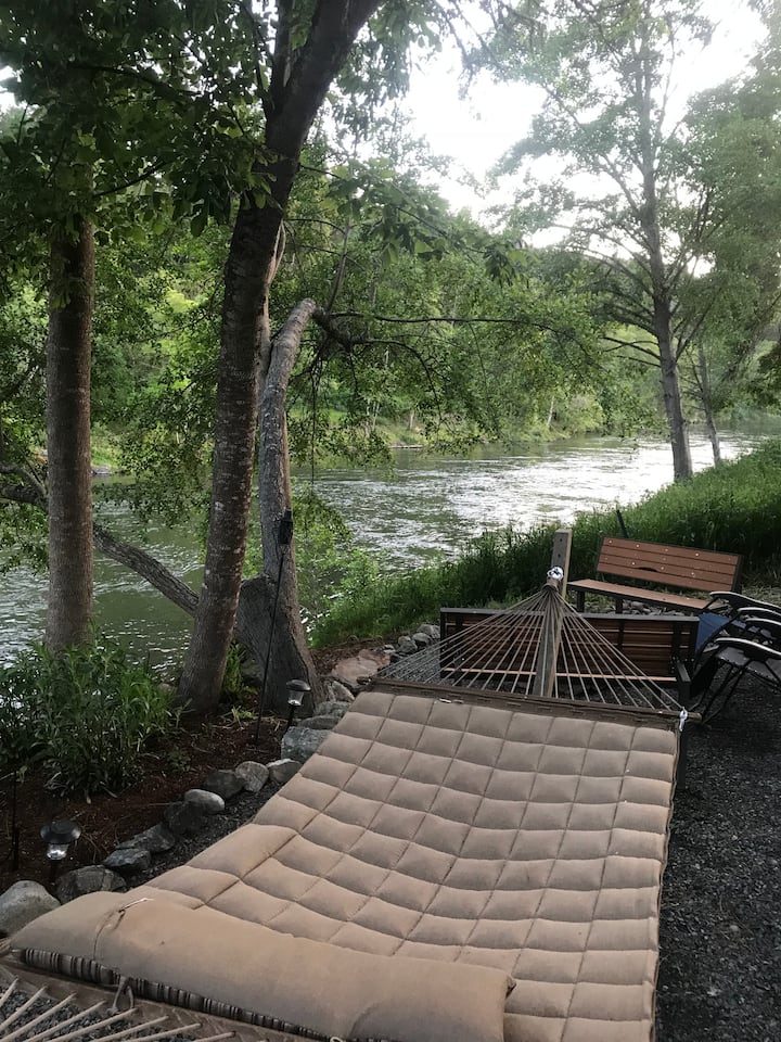 Rogue River Vacation Rentals & Homes Oregon, United States Airbnb