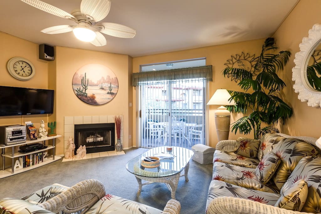Living Room (view #1)