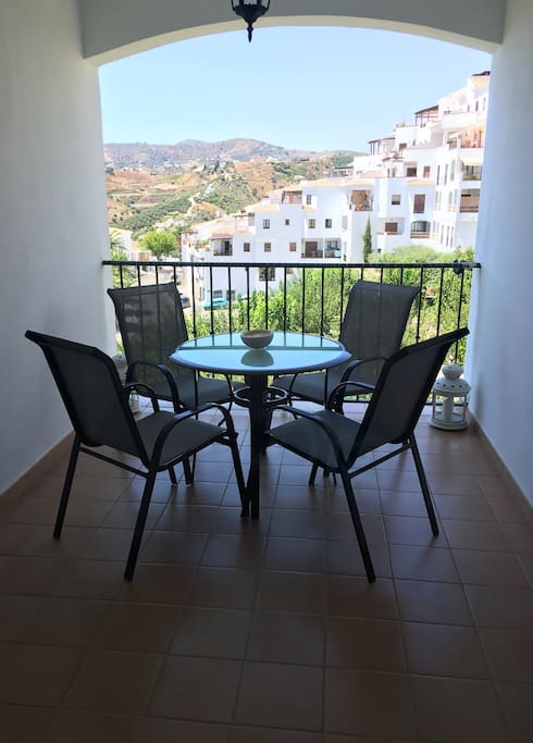 Upstairs balcony