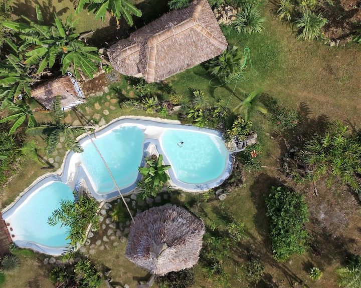 Villa in Port Vila · ★4.74 · 4 bedrooms · 6 beds · 2 baths
