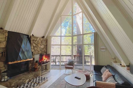 A-Frame In the Forest: Close to lake and village