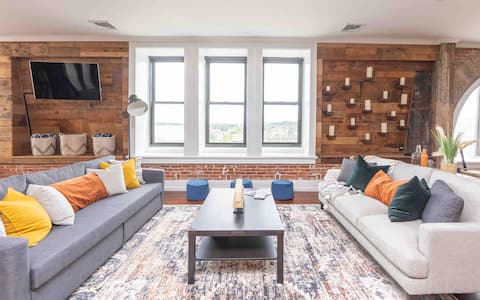 Newly renovated loft in downtown Lebanon