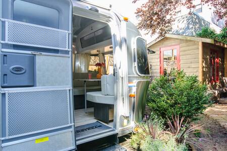 Airstream in the heart of the city. - Seattle - Camping-car/caravane