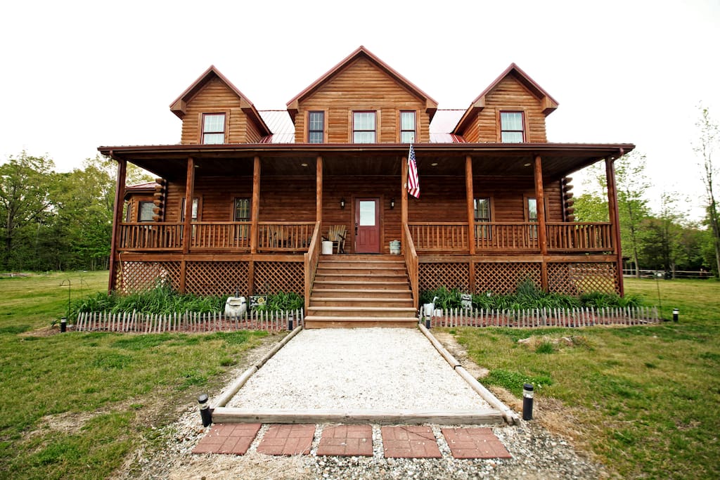 Hidden Springs Farm Log Home