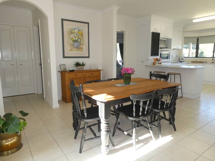 Top 10 Airbnb Vacation Rentals In Tocumwal, Australia Updated 2024