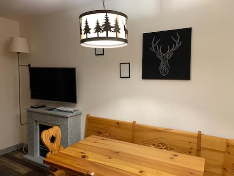 Top Airbnb: Two-room apartment with a view in Sestriere a Sestriere