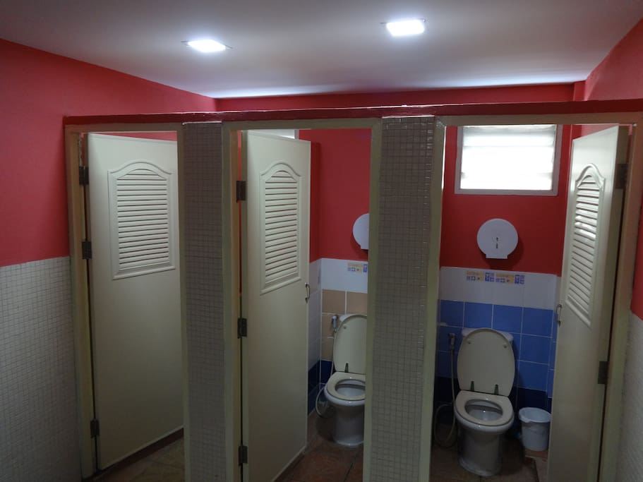 Share Bathrooms