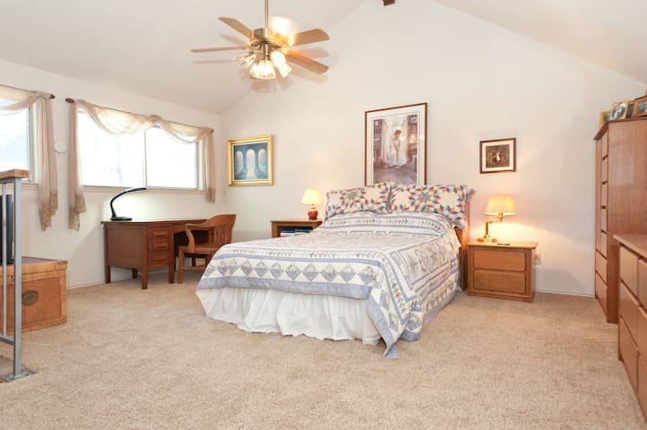 Austin Northwest Hills Townhouse, gallery image 4