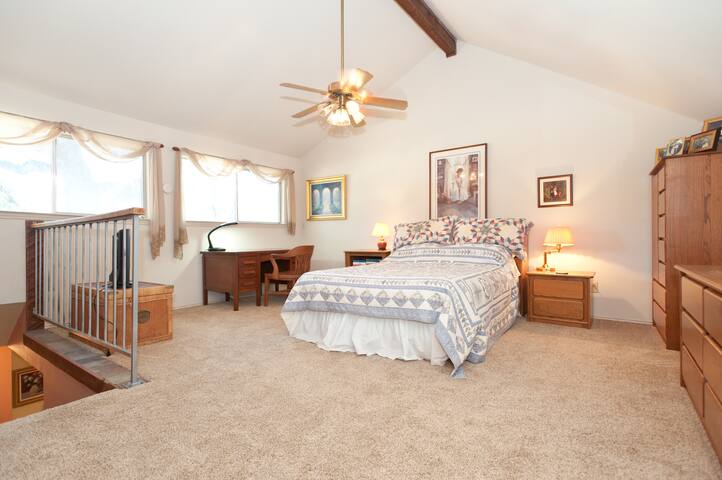 Austin Northwest Hills Townhouse, gallery image 5