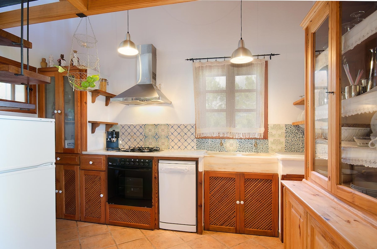 Popular Airbnb listing: Mountain house in Selva