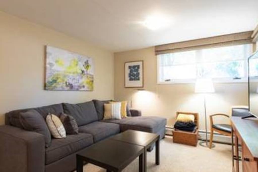 Family Room (pp)