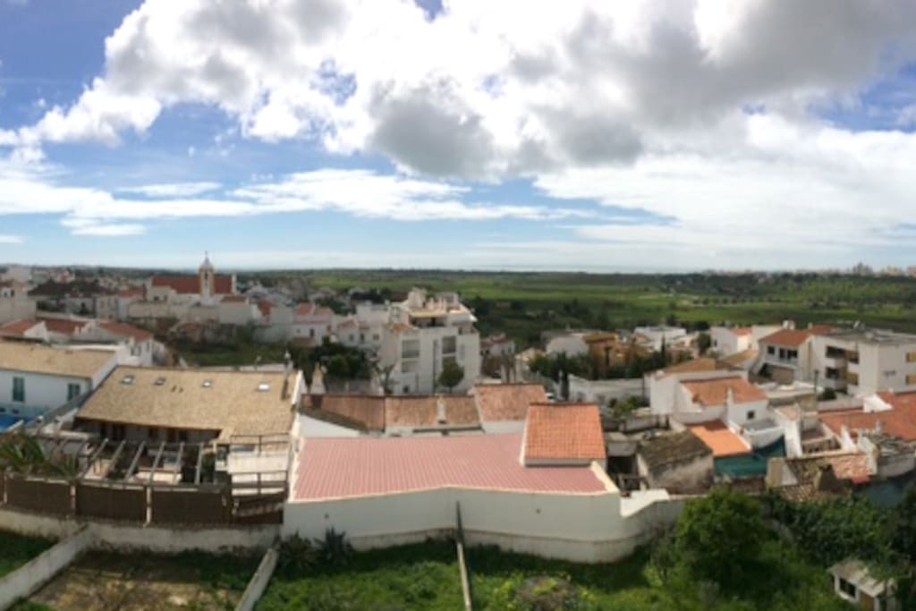 View over Pera and in the horizon is the Atlantic and the beach.