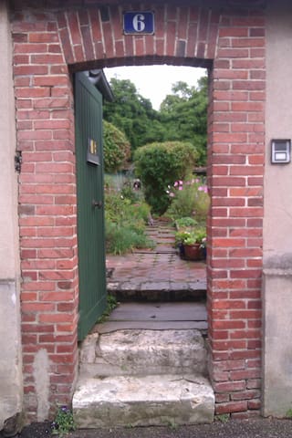 Chambre dans jolie maison de ville