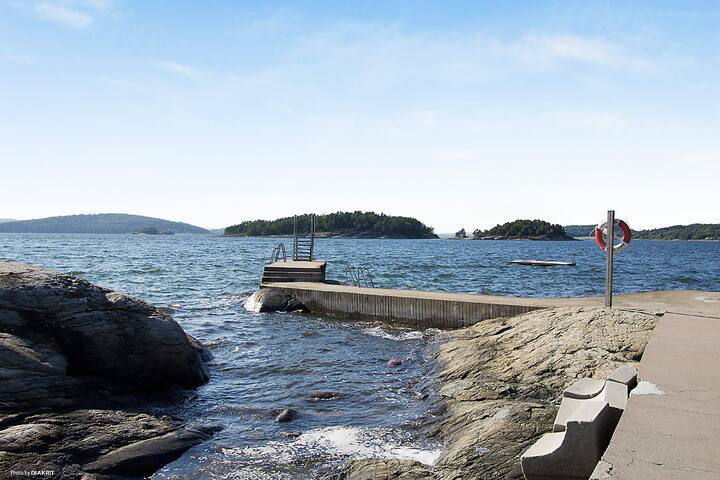 Havsnara Stuga Strand Ljungskile Cabins For Rent In Uddevalla V Vastra Gotalands Lan Sweden