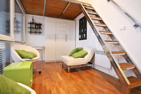 Best view +P +StrictCentre 4*Studio