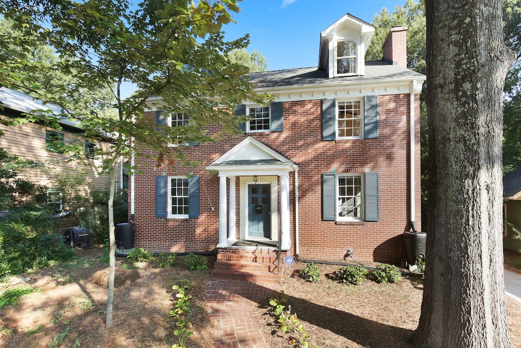 Efficient apartment in the basement of a family home in great neighborhood near Duke and downtown Durham