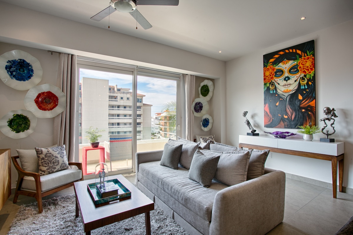 Canapé confortable dans le salon