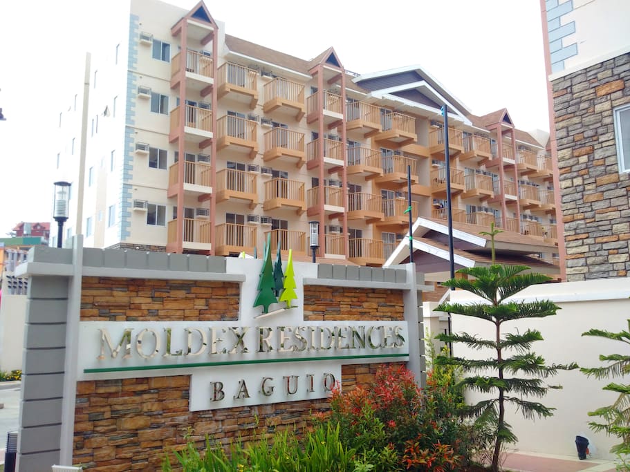 Situated 2km from Burnham Park and SM City Mall, this new condo in Baguio City is just right for travelers who want to find peaceful and safe environment and just want to enjoy the climate.