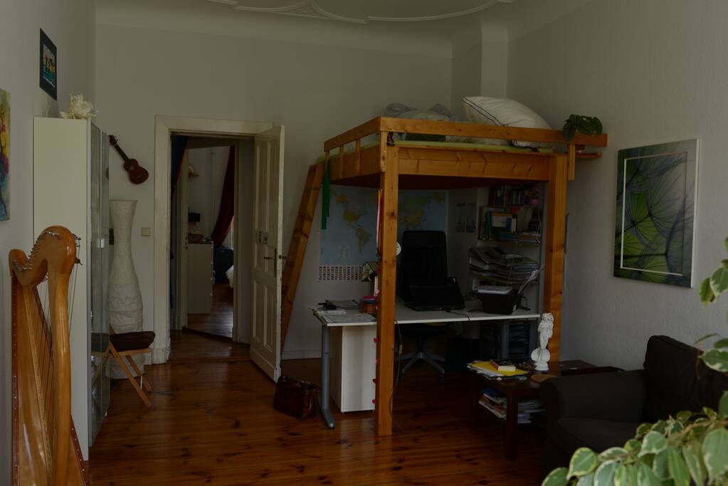 Die Harfe und das Hochbett