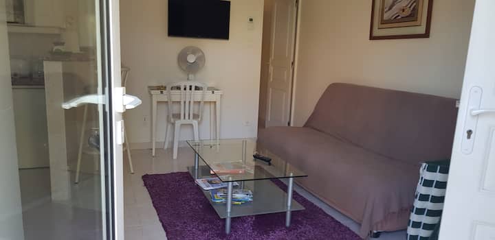Rez Villa Avec Terrasse   15mn D Ajaccio/ Parking - Alata