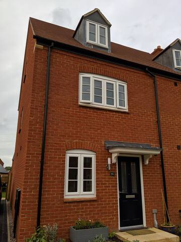 Airbnb Brackley Holiday Rentals Places To Stay England
