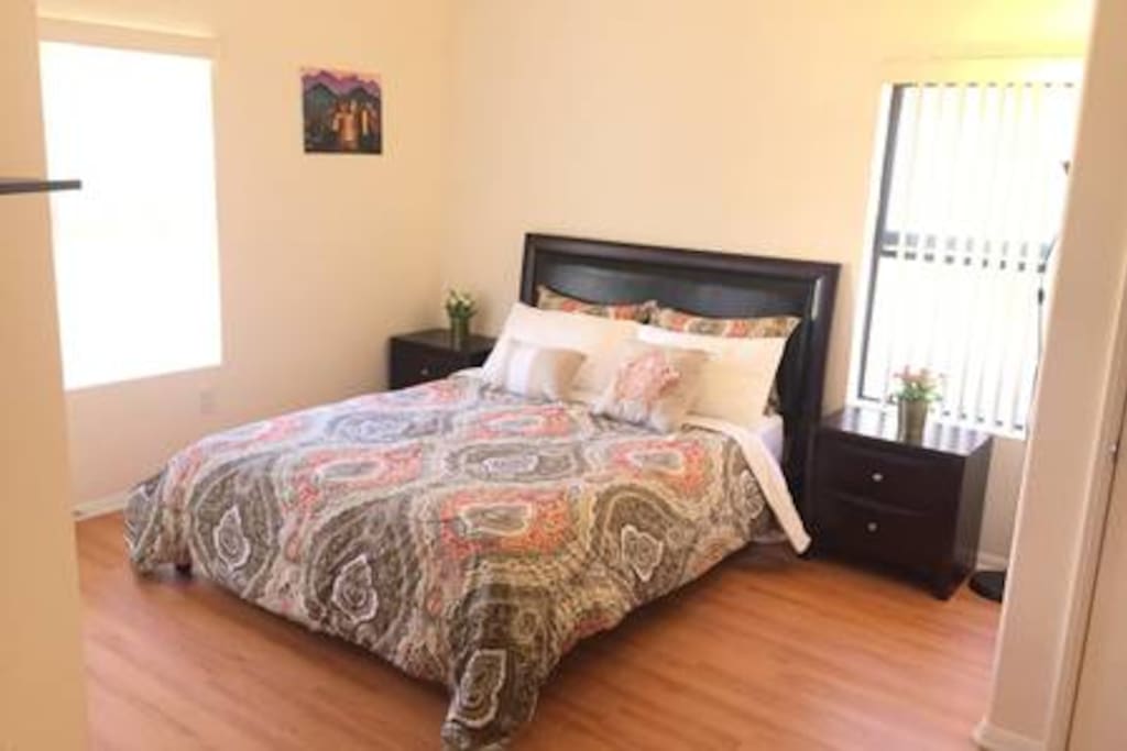 Queen size bed