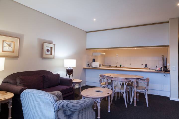 Dolphin Beach Cabana 2 gallery image 4