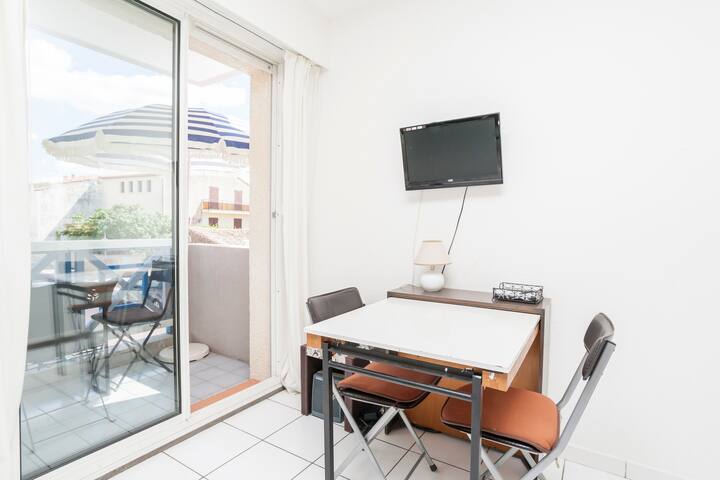 Download Meubles cotiers pres de moi For Free