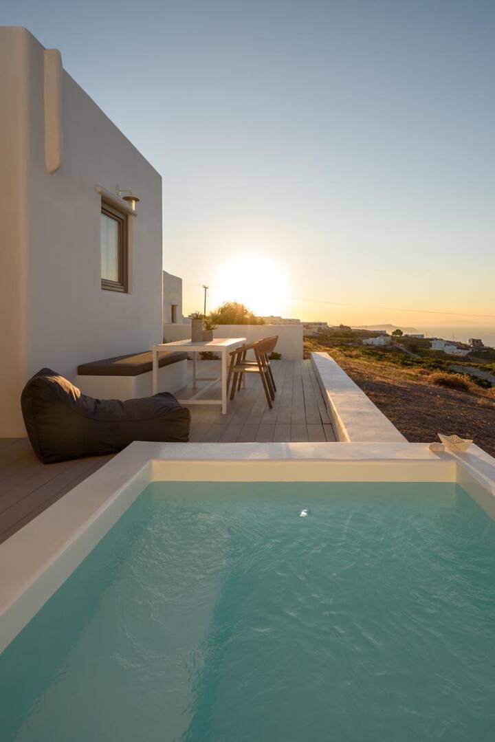 Nice Villa with Sunset View