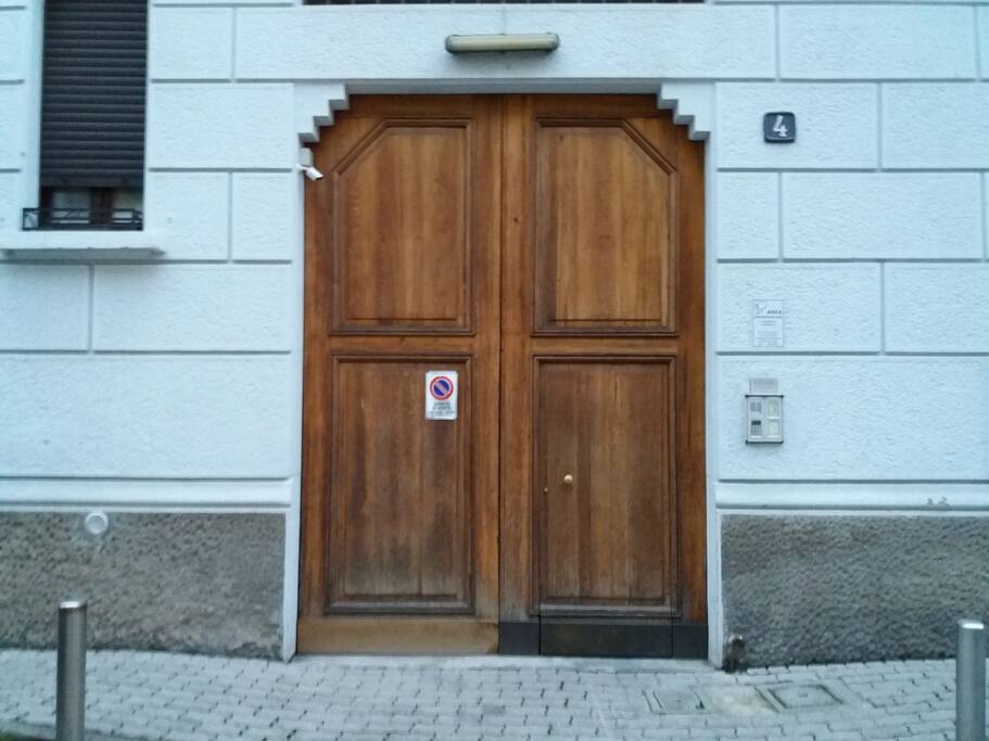 Portone
