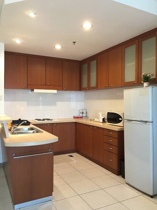 Fully equipped kitchen