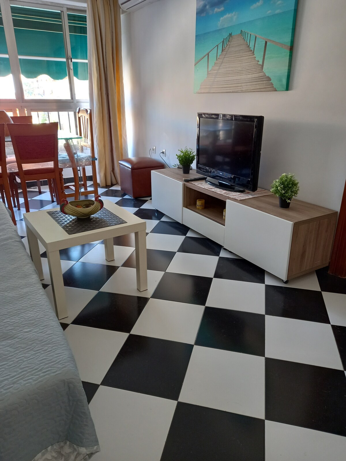 Successful Airbnb property: Malaga Alado Apartment Station in Parque Ayala