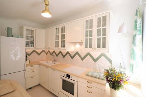 Popular Airbnb listing: Villa apartment "Unter der Linde" in Penzing