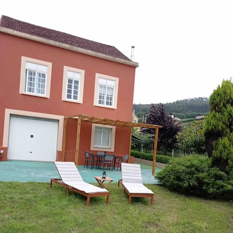 Casa in Cedeira with estate 500 meters from the beach