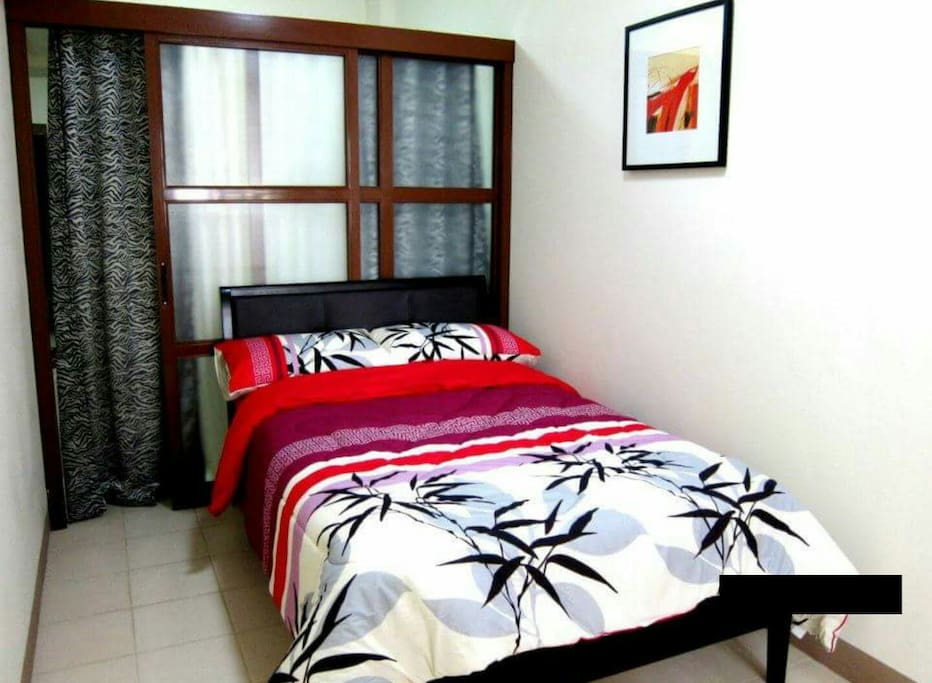 Room. no2 wit 2HP AC.