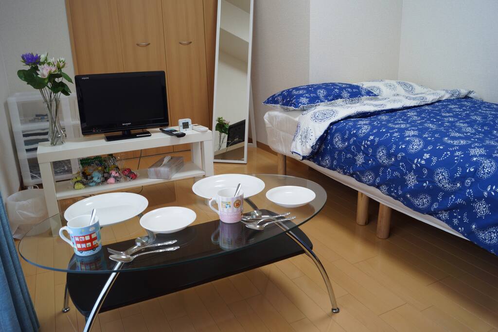 寝室 Bedroom