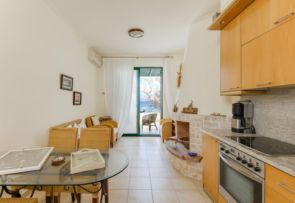 Kitchen - Living room