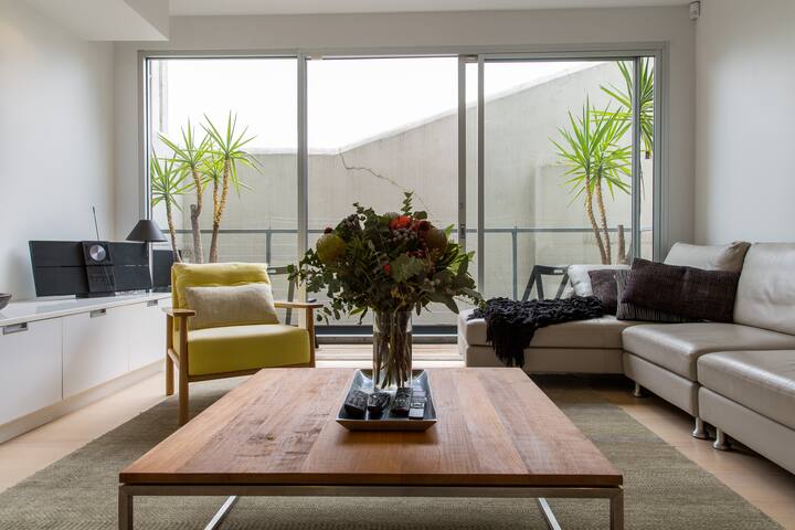 2 Storey Townhouse and Roof Terrace