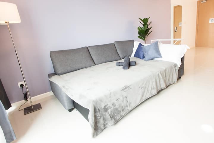 Trosjed na razvlačenje u obliku bračnog kreveta.