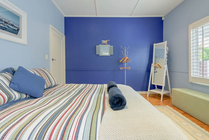 Stylish Beach Home with Private Garden gallery image 4