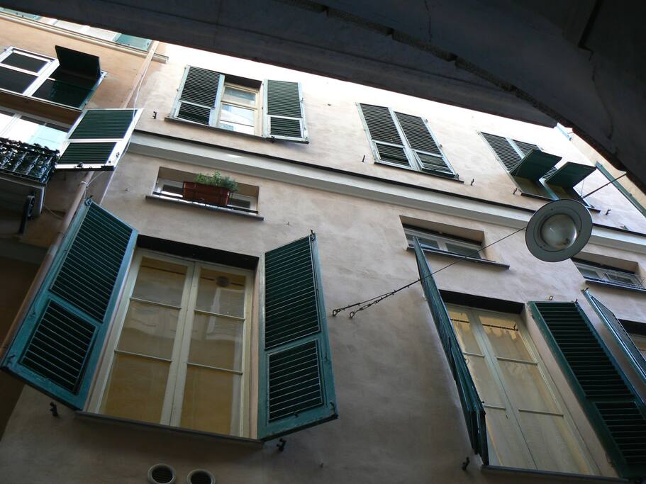 Il palazzo di via Luccoli