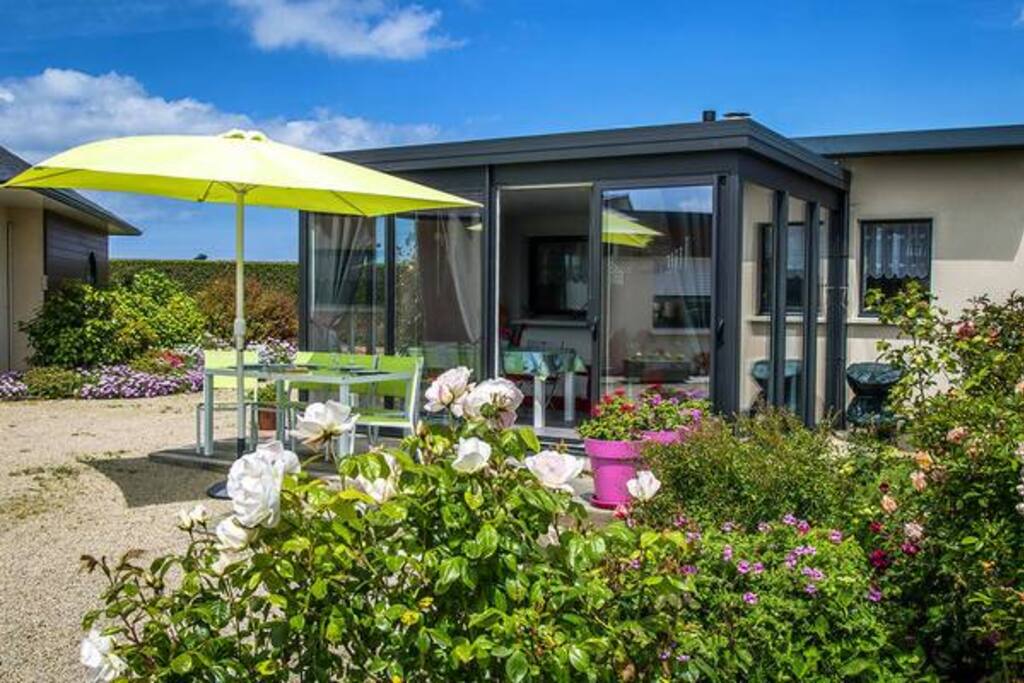 maison vue sur le jardin