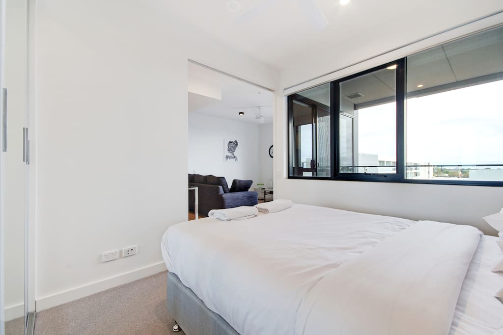 "Swainson Apartments were great hosts. The apartment was very spacious and clean. Would definitely recommend this venue to anyone who would like to travel to Adelaide." - Binh B. - Swainson Apartments