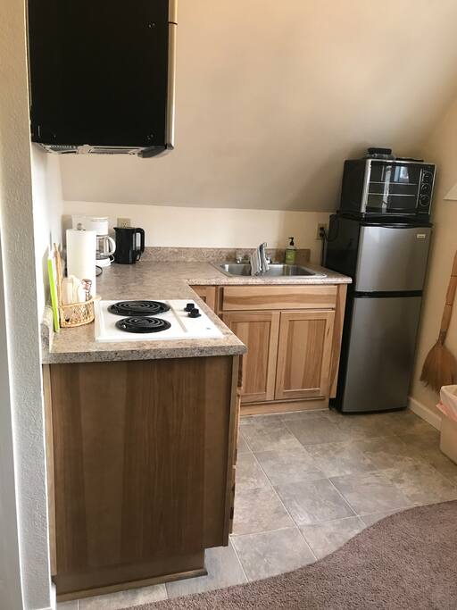 The Loft at Breden House Apartments for Rent in Ashland, Oregon