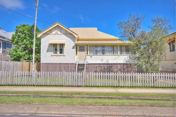 Vacation Rentals, Homes, Experiences & Places - Airbnb