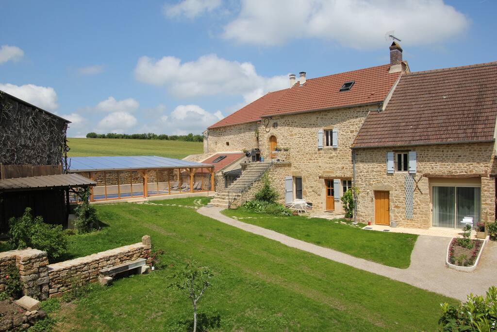 Vue de la cour