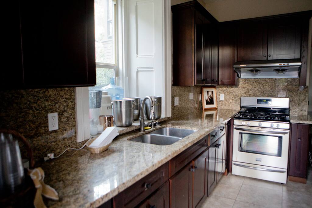 Full Kitchen Access