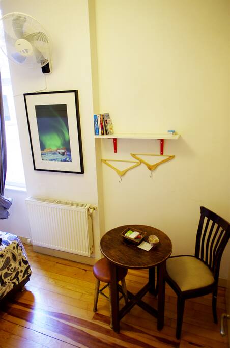 airbnb room