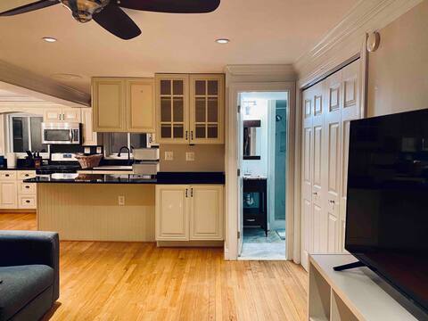 3BR Central Fairfax home; weekly/monthly discount